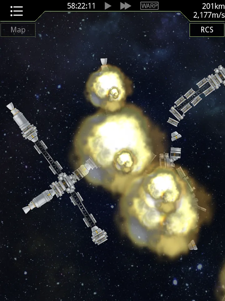 Start einer Rakete mit leuchtenden Triebwerken